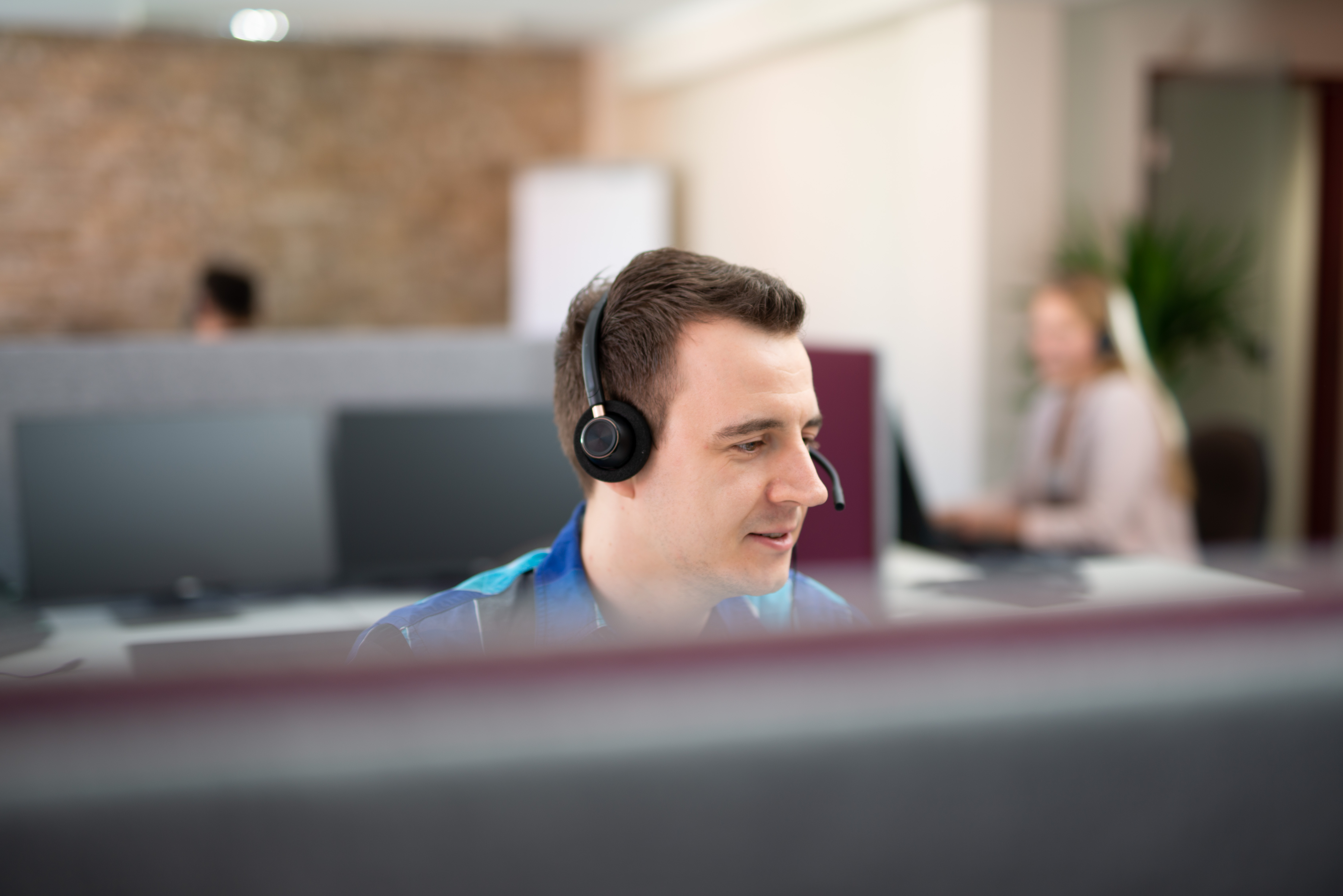 CMS24 Call Center Telefonzentrale für Autohäuser
